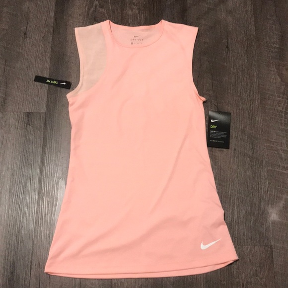 Nike Tops - Nike DRI Tight fit coolant tank